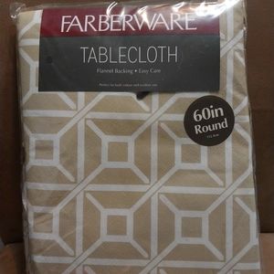 60 in Farberware vinyl tablecloth